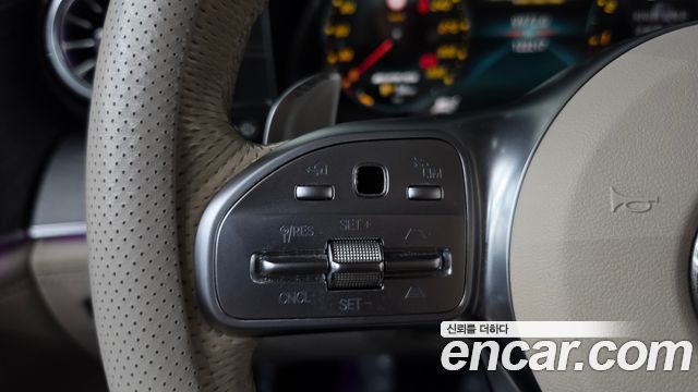 Mercedes-Benz AMG GT 2019 — photo 24