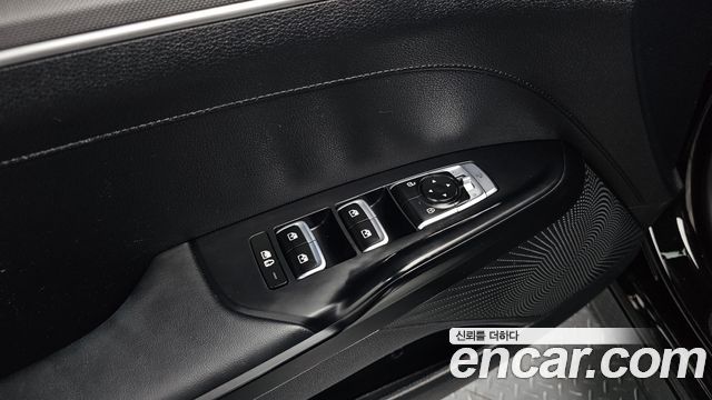 Kia K5 2023 — photo 23