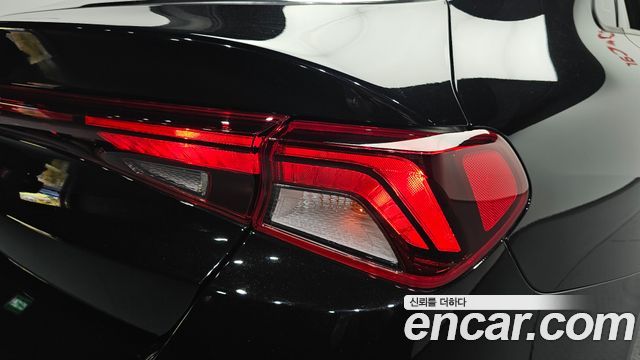 Kia K5 2023 — photo 9