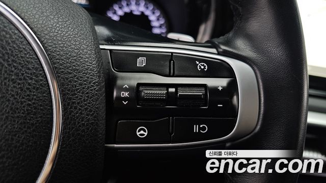 Kia K5 2023 — photo 29