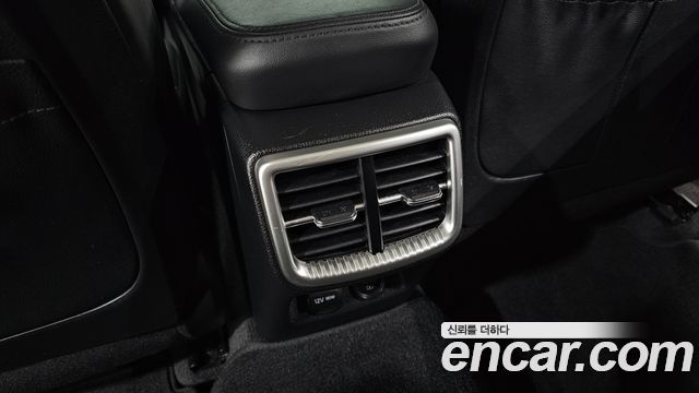 Kia K5 2023 — photo 30