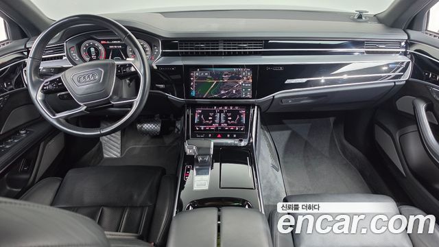 Audi A8 2020 — photo 7