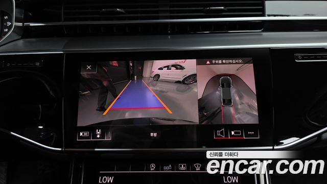 Audi A8 2020 — photo 15