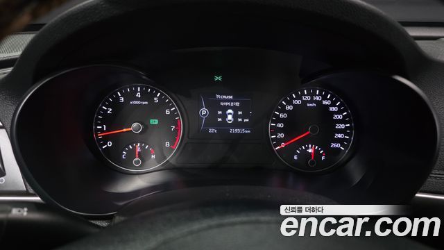 Kia K5 2016 — photo 8