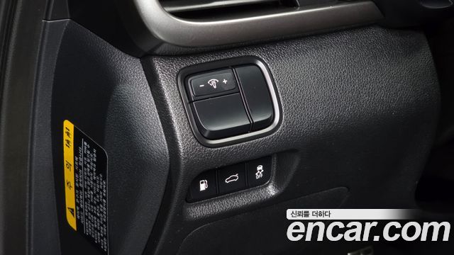 Kia K5 2016 — photo 15