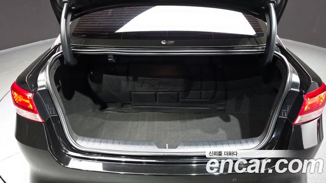 Kia K5 2016 — photo 20