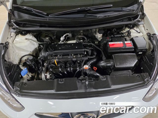 Hyundai Accent 2014 — photo 6