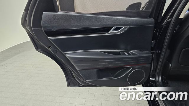 Genesis G80 2025 — photo 15