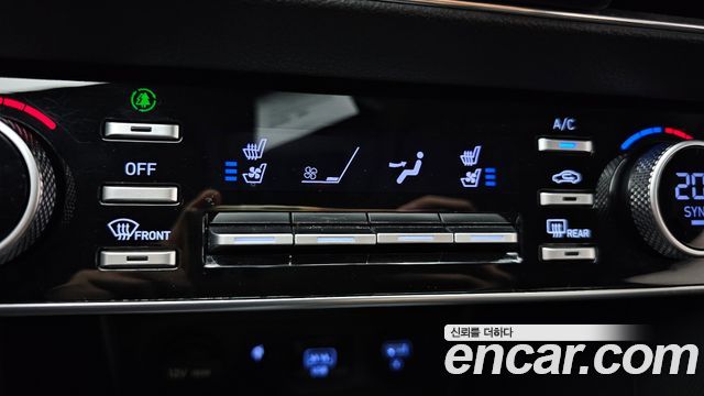 Hyundai Sonata 2023 — photo 22