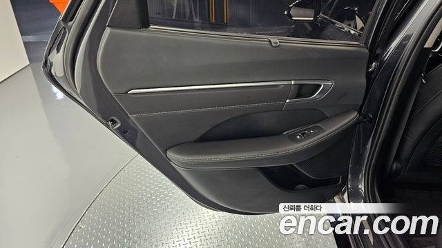Hyundai Sonata 2023 — photo 15