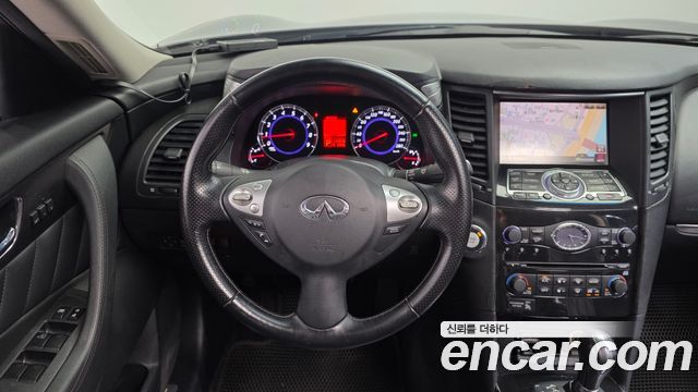 Infiniti FX 2010 — photo 13