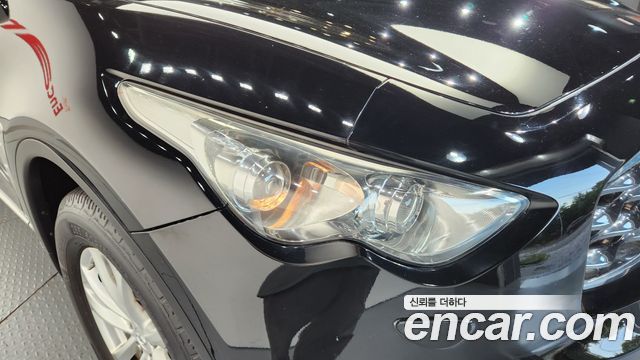 Infiniti FX 2010 — photo 18
