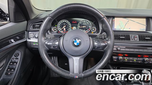 BMW 5-Series 2016 — photo 21