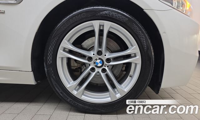 BMW 5-Series 2016 — photo 7