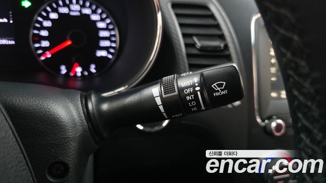 Kia K3 2017 — photo 28