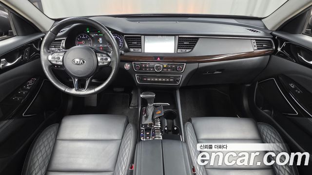 Kia K7 2019 — photo 10