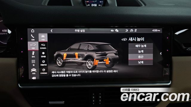 Porsche Cayenne 2021 — photo 31