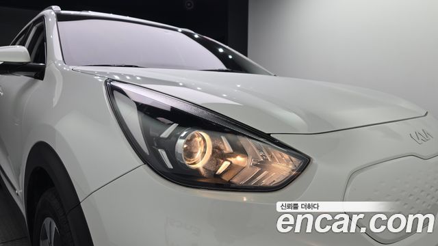 Kia Niro 2022 — photo 8