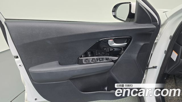 Kia Niro 2022 — photo 14