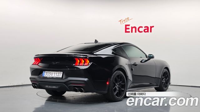Ford Mustang 2024 — photo 2