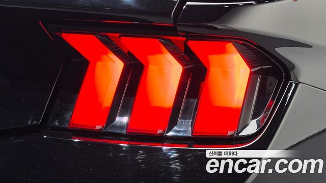 Ford Mustang 2024 — photo 9