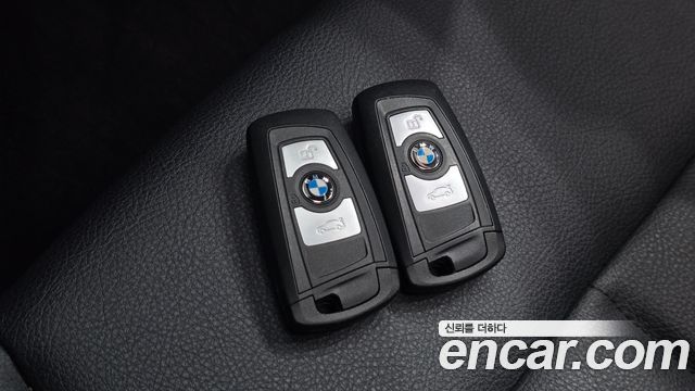 BMW 3-Series 2016 — photo 17