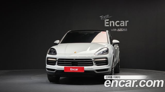 Porsche Cayenne 2023 — photo 3