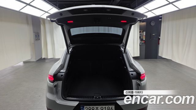 Porsche Cayenne 2023 — photo 24