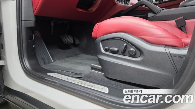 Porsche Cayenne 2023 — photo 32
