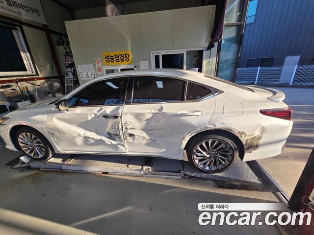 Lexus ES 2026 — photo 7