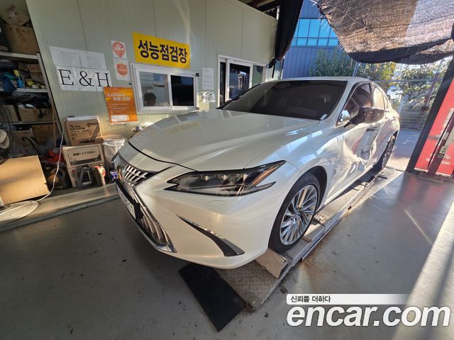 Lexus ES 2026 — photo 8