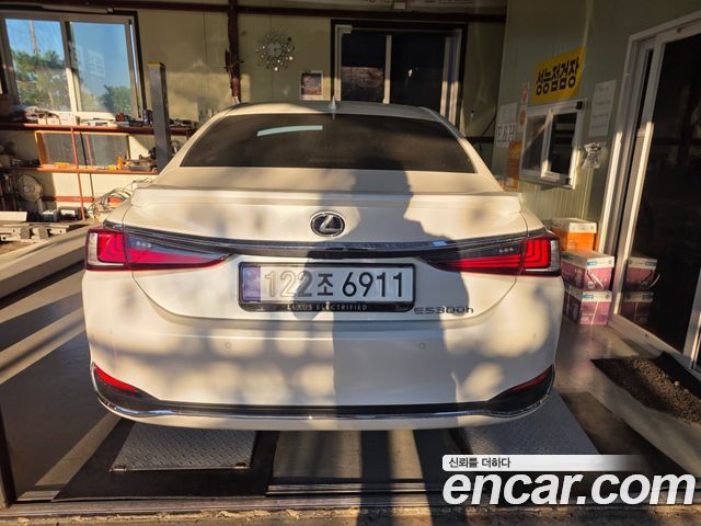 Lexus ES 2026 — photo 9