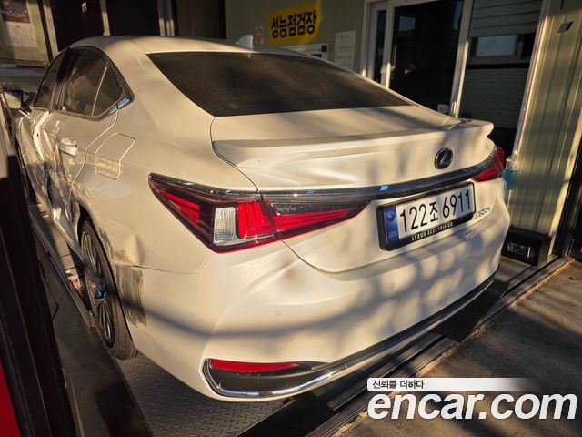 Lexus ES 2026 — photo 11