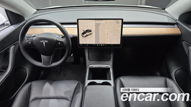Tesla Model Y 2022 — photo 10
