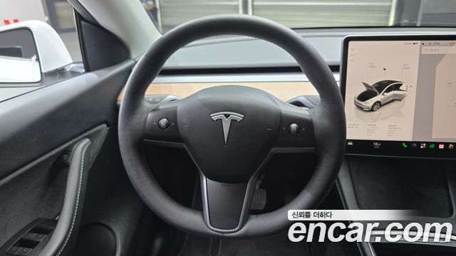 Tesla Model Y 2022 — photo 19