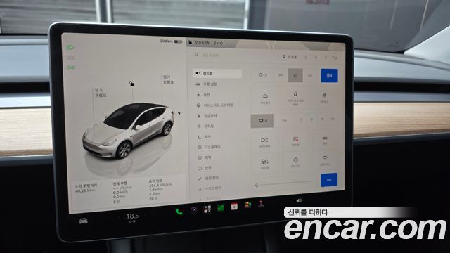 Tesla Model Y 2022 — photo 23