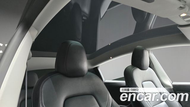 Tesla Model Y 2022 — photo 25