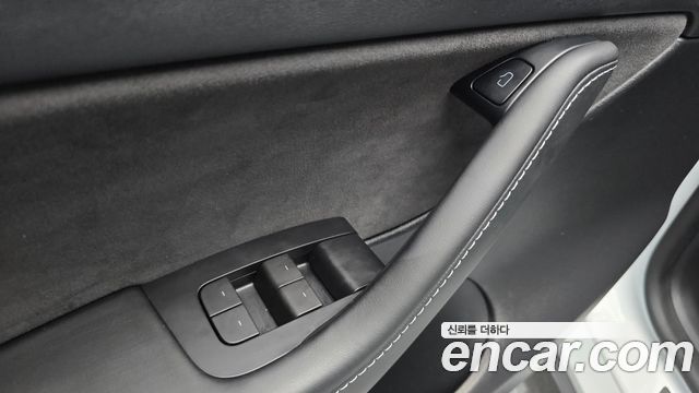 Tesla Model Y 2022 — photo 30