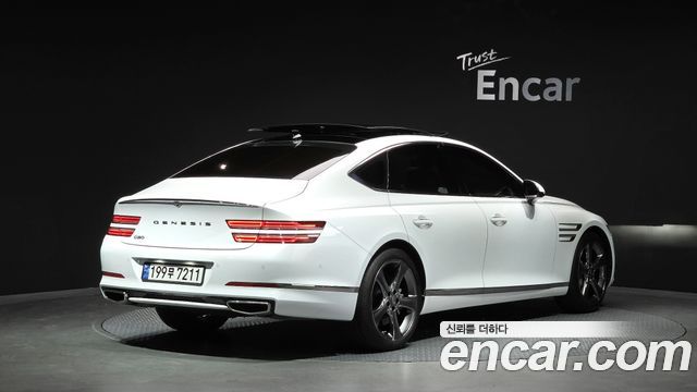 Genesis G80 2022 — photo 2
