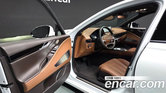 Genesis G80 2022 — photo 13