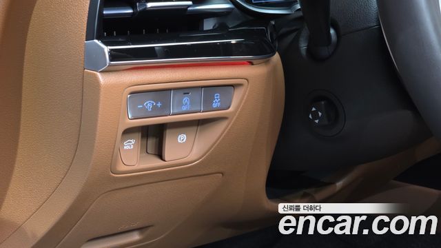 Genesis G80 2022 — photo 21