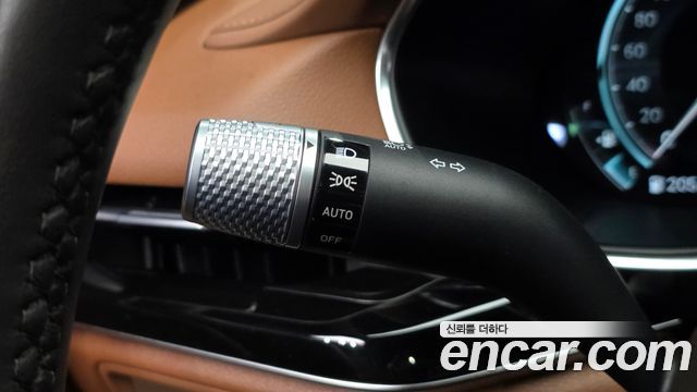 Genesis G80 2022 — photo 27