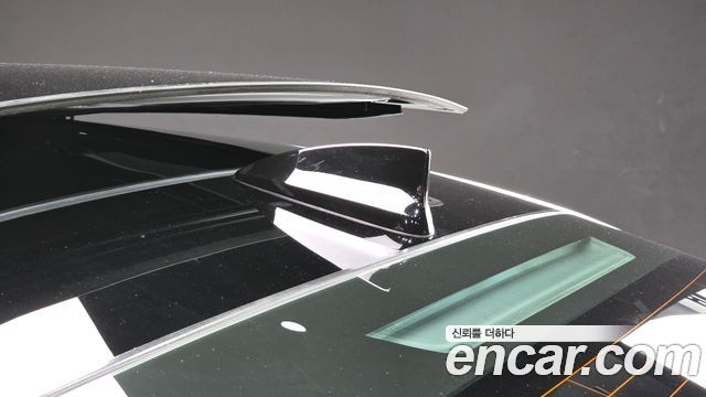 Genesis G80 2022 — photo 36