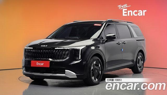 Kia Canival 2024 — photo 1