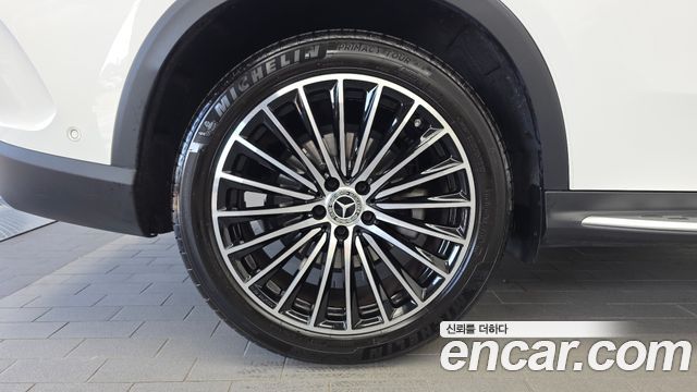 Mercedes-Benz GLC-Class 2023 — photo 5
