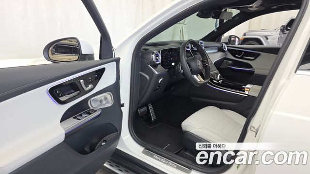 Mercedes-Benz GLC-Class 2023 — photo 10