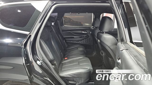 Hyundai Santafe 2021 — photo 16