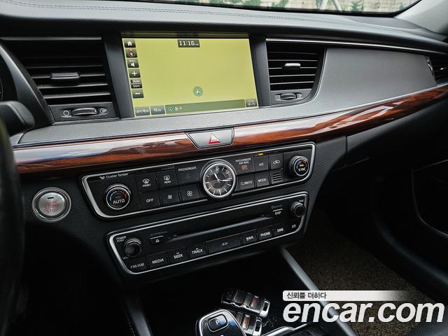 Kia K7 2016 — photo 14