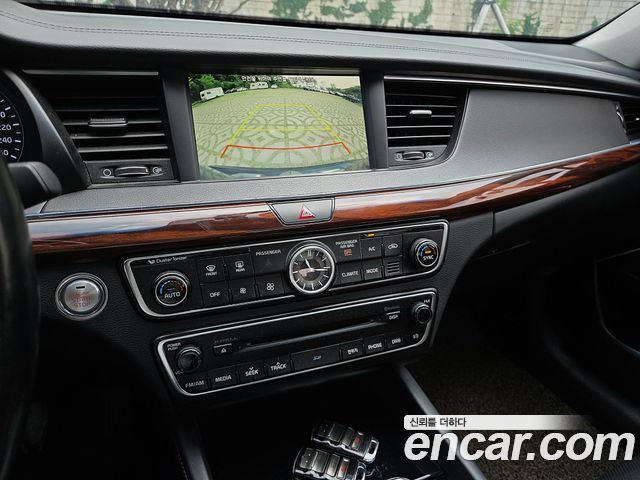 Kia K7 2016 — photo 15