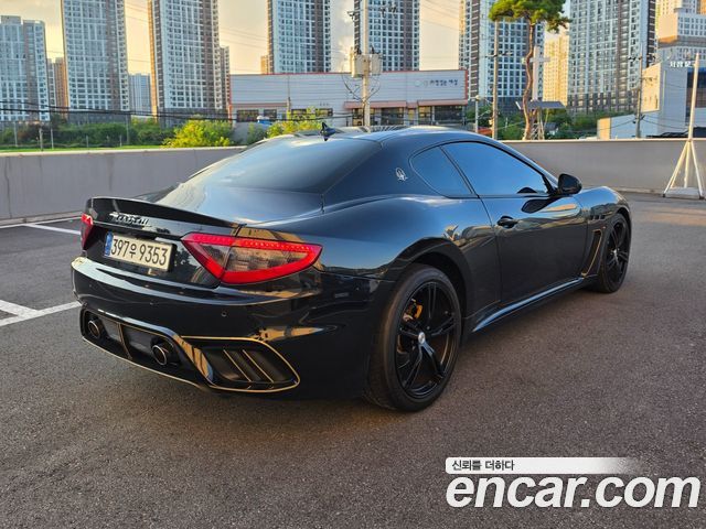 Maserati GranTurismo 2018 — photo 4